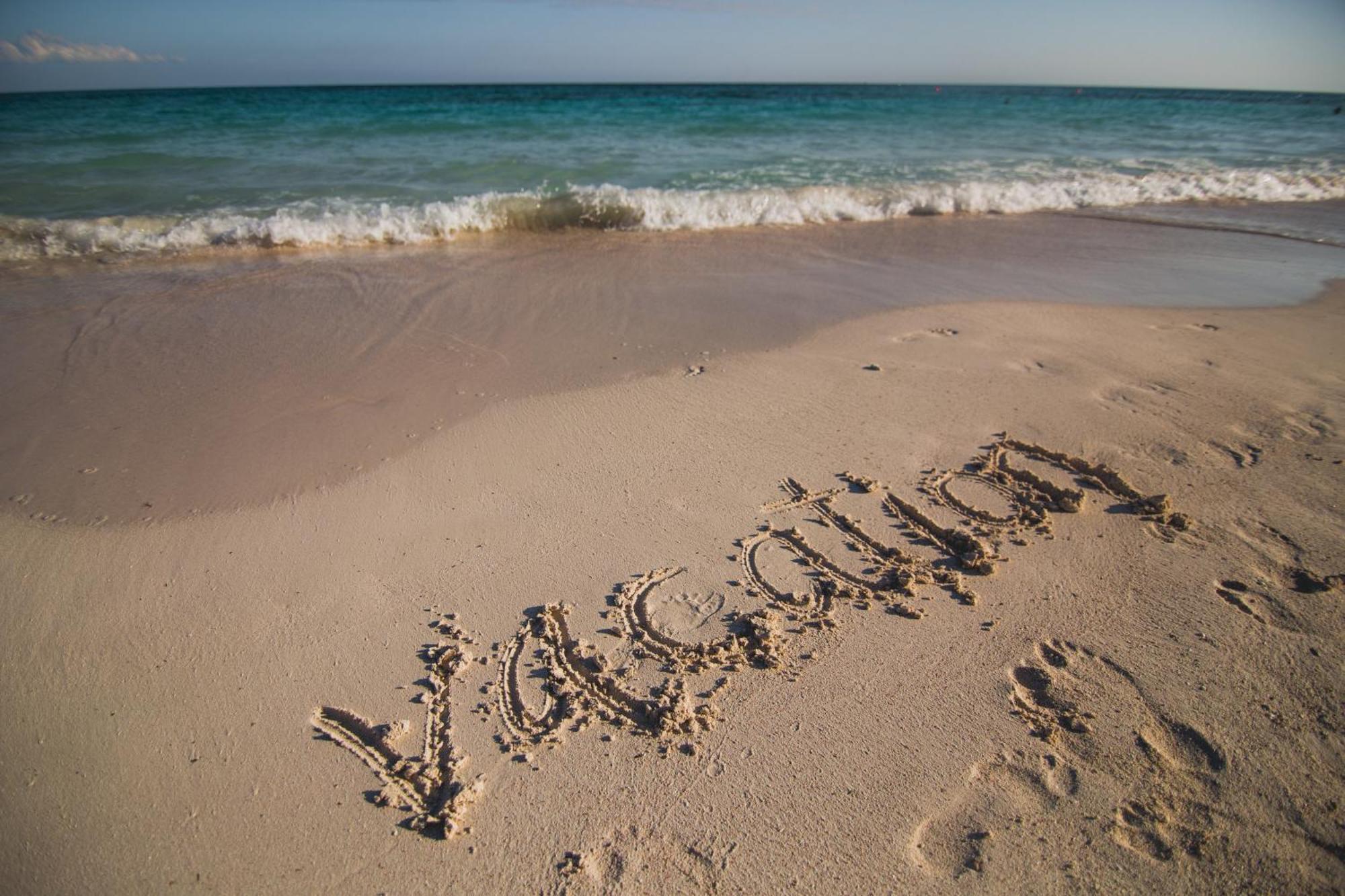 Ocean Sands Beach Inn (Adults Only) St. Augustine Buitenkant foto