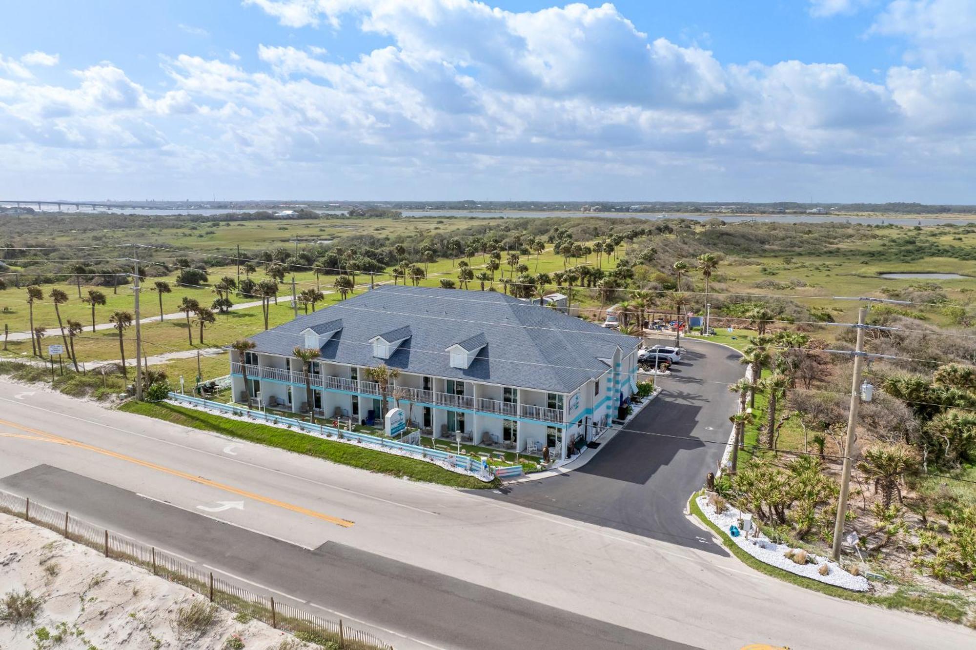 Ocean Sands Beach Inn (Adults Only) St. Augustine Buitenkant foto
